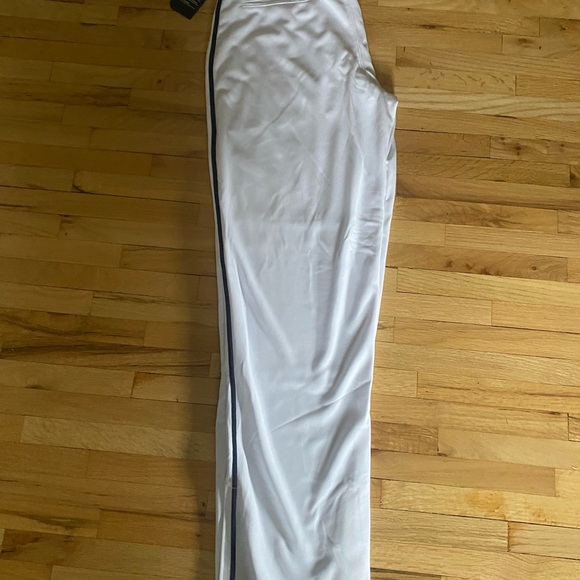 NEW w/ Tags Mens Medium Champro Open Bottoms white with navy piping - Picture 5 of 5